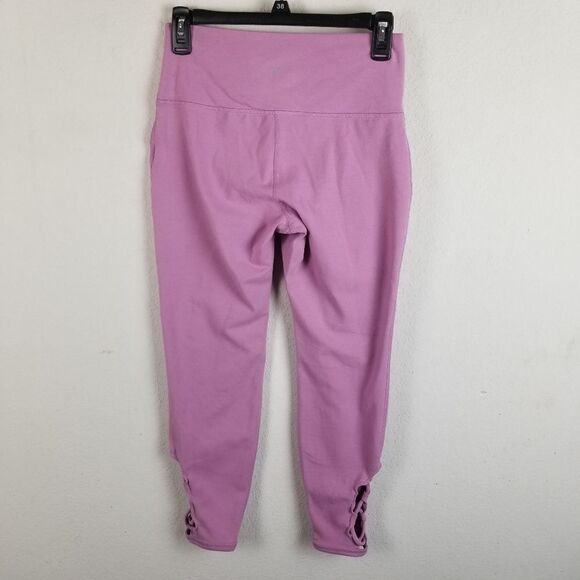 Old Navy Active Go Dry Lattice Hem Lilac Leggings Size‎ M - Picture 2 of 10